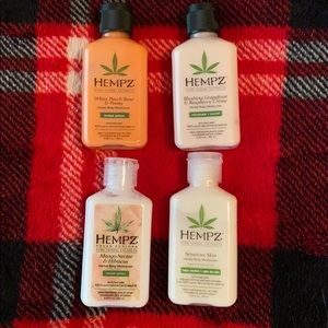 Set of 4 Hempz travel sized moisturizers